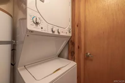 668 Butte Avenue, Big Bear City, CA 92314 - Photo 27