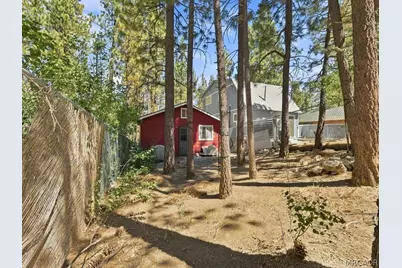 506 W Rainbow Boulevard, Big Bear City, CA 92314 - Photo 23