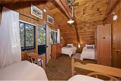 533 Villa Grove Avenue, Big Bear City, CA 92314 - Photo 15