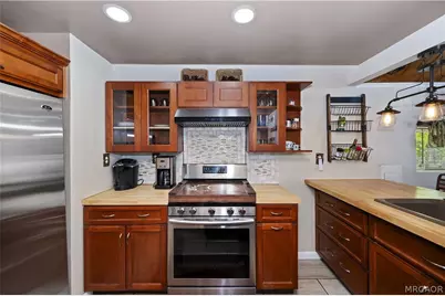 524 Highland Lane, Sugarloaf, CA 92386 - Photo 15
