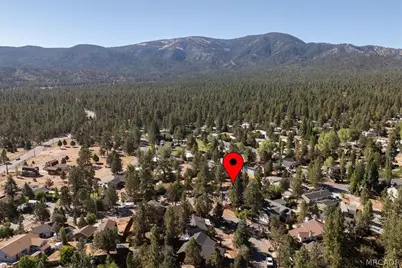 381 San Martin Drive, Big Bear City, CA 92314 - Photo 7