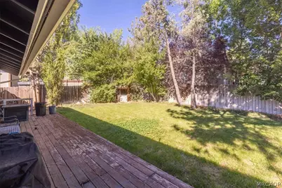 381 San Martin Drive, Big Bear City, CA 92314 - Photo 31