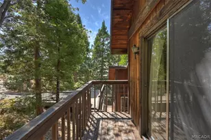 983 Teakwood Dr, Lake Arrowhead, CA 92352 - Photo 19