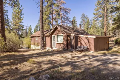 160 Lakeview Trail, Fawnskin, CA 92333 - Photo 5