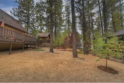 376 Crystal Lake Road, Big Bear Lake, CA 92315 - Photo 33