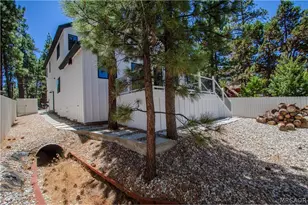 225 E Aeroplane Blvd, Big Bear City, CA 92314 - Photo 7
