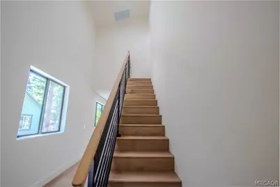 225 E Aeroplane Boulevard, Big Bear City, CA 92314 - Photo 25
