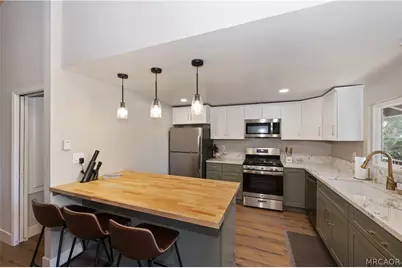 2418 Spring Oak Drive, Running Springs, CA 92382 - Photo 13