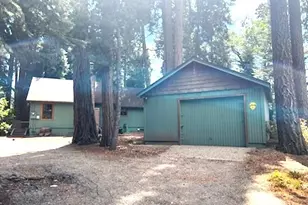27877 Holly Ln, Lake Arrowhead, CA 92352 - Photo 3