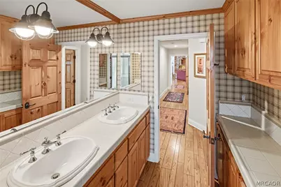 137 Bayside Drive, Big Bear Lake, CA 92315 - Photo 45