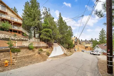 865 Menlo Drive, Big Bear Lake, CA 92315 - Photo 13