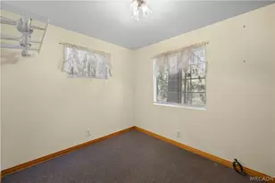 39251 Cedar Dell Rd, Fawnskin, CA 92333 - Photo 17