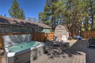 327 Wabash Ln, Sugarloaf, CA 92386 - Photo 17