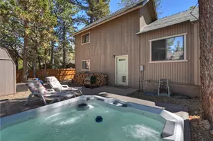 327 Wabash Ln, Sugarloaf, CA 92386 - Photo 17