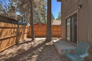 327 Wabash Ln, Sugarloaf, CA 92386 - Photo 19