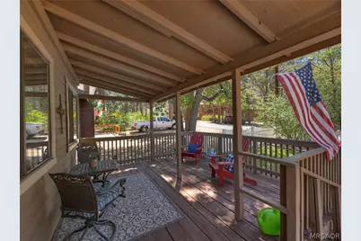 327 Wabash Lane, Sugarloaf, CA 92386 - Photo 3