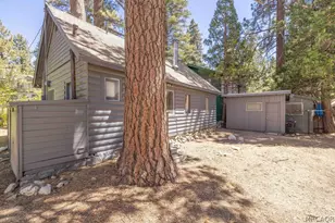 1122 Illini Dr, Fawnskin, CA 92333 - Photo 5