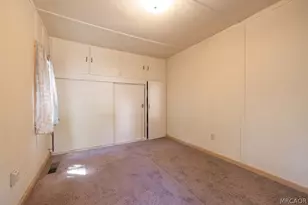 1122 Illini Dr, Fawnskin, CA 92333 - Photo 15