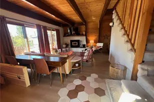 43573 Yosemite Dr, Big Bear Lake, CA 92315 - Photo 11