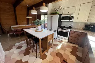 43573 Yosemite Dr, Big Bear Lake, CA 92315 - Photo 23