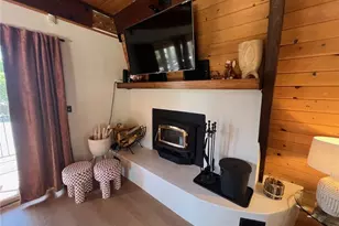 43573 Yosemite Dr, Big Bear Lake, CA 92315 - Photo 13