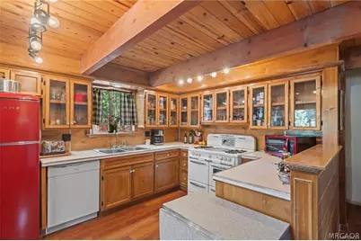 2160 Mariposa Lane, Big Bear City, CA 92314 - Photo 7
