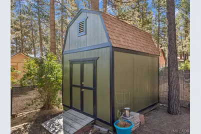 904 Angeles Boulevard, Big Bear City, CA 92314 - Photo 37