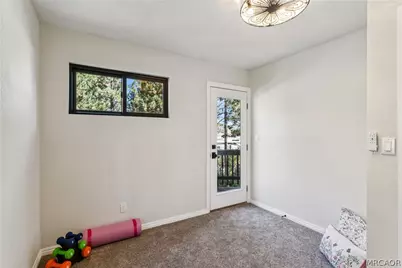 904 Angeles Boulevard, Big Bear City, CA 92314 - Photo 23