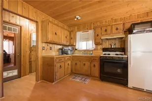 260 Highland Ln, Sugarloaf, CA 92386 - Photo 15