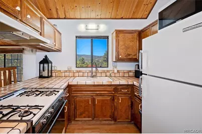 45776 Falling Springs Road, Big Bear City, CA 92314 - Photo 11