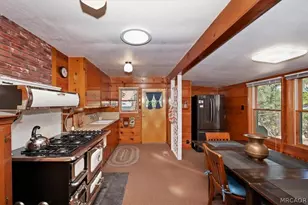 39237 Cedar Dell Rd, Fawnskin, CA 92333 - Photo 11