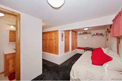 39237 Cedar Dell Road, Fawnskin, CA 92333 - Photo 25