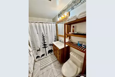 336 W Sherwood Boulevard, Big Bear City, CA 92314 - Photo 13