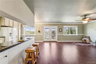 24798 Edelweiss Dr, Crestline, CA 92325 - Photo 9