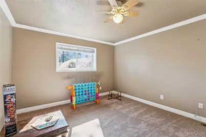 24798 Edelweiss Drive, Crestline, CA 92325 - Photo 15