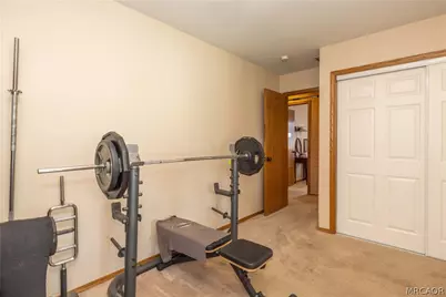 417 E Mountain View Boulevard, Big Bear City, CA 92314 - Photo 29