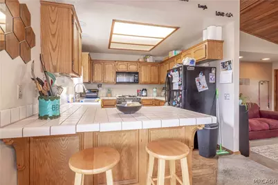 417 E Mountain View Boulevard, Big Bear City, CA 92314 - Photo 13