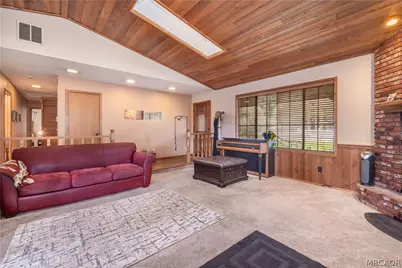 417 E Mountain View Boulevard, Big Bear City, CA 92314 - Photo 11