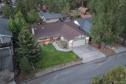 417 E Mountain View Boulevard, Big Bear City, CA 92314 - Photo 5