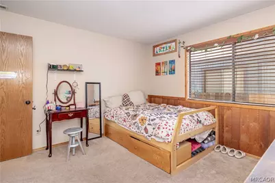 417 E Mountain View Boulevard, Big Bear City, CA 92314 - Photo 23