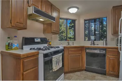 27494 White Fir Drive, Lake Arrowhead, CA 92352 - Photo 21
