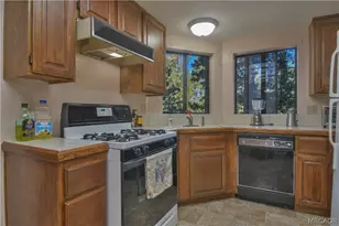 27494 White Fir Dr, Lake Arrowhead, CA 92352 - Photo 21