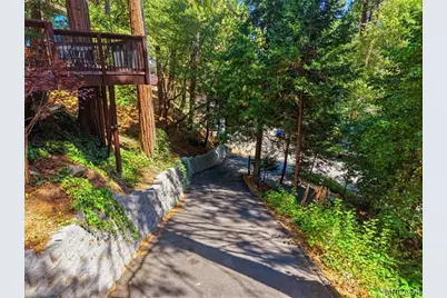 1044 Lausanne Drive, Crestline, CA 92325 - Photo 9