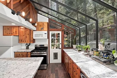 1044 Lausanne Drive, Crestline, CA 92325 - Photo 31