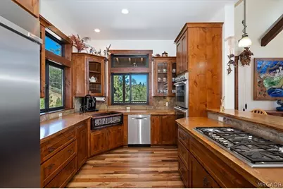 32311 Rim Of The World Drive, Fawnskin, CA 92333 - Photo 29