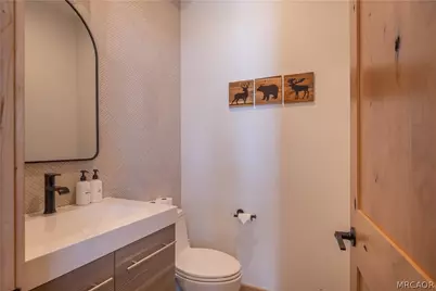 405 Glenwood Drive, Big Bear City, CA 92315 - Photo 19