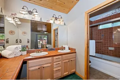 473 Villa Grove Avenue, Big Bear City, CA 92314 - Photo 21