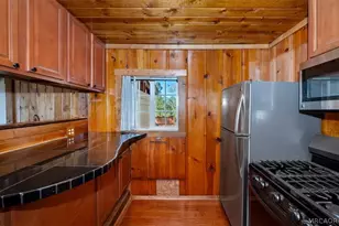 1137 Ridge Rd, Fawnskin, CA 92333 - Photo 9