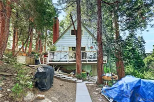 208 Heliotrope Dr, Lake Arrowhead, CA 92352 - Photo 33