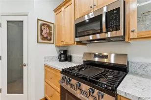 296 Grass Valley Rd, Lake Arrowhead, CA 92352 - Photo 19